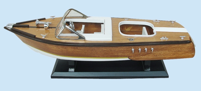 Maquettes de Bateaux à Moteur - Vedette - style italien en bois Maquettes de Bateaux à Moteur - Vedette - style italien en bois