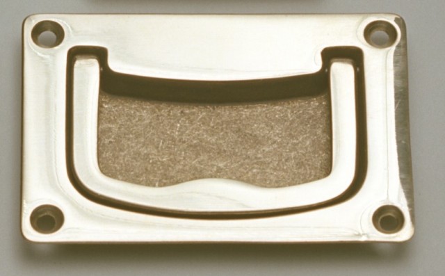 Accastillage voilier - porte - Poignée à encastrer en laiton poli - grand modèle Accastillage voilier - porte - Poignée à encastrer en laiton poli - grand modèle