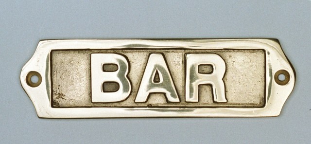 Plaque de porte en laiton avec motif  BAR  - décoration marine