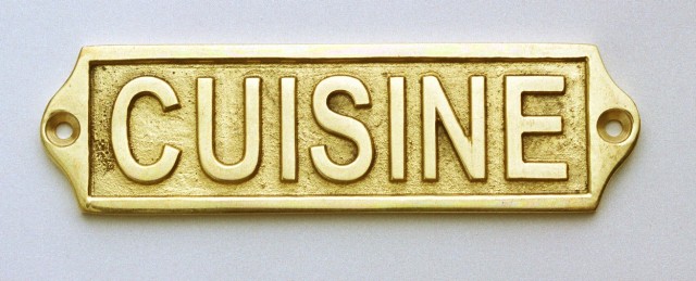 Plaque de porte en laiton avec motif  CUISINE  - dÃ©coration marine